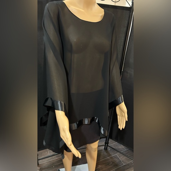 Black sheer shawl with satin edging. Scarf - Picture 3 of 7